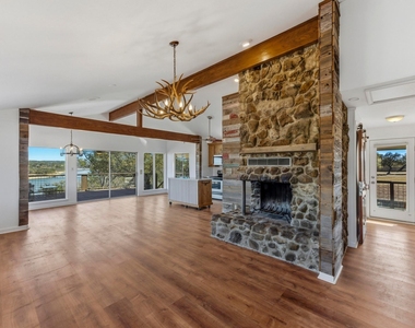 729a Nomad Dr - Photo Thumbnail 12