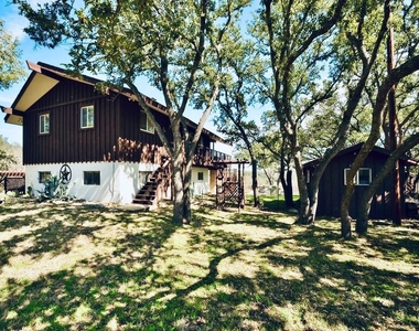 729a Nomad Dr - Photo Thumbnail 5