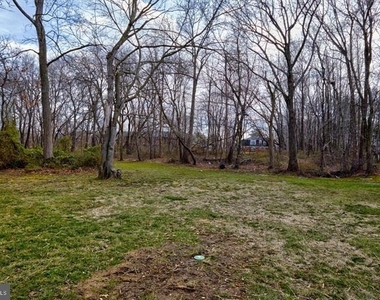 61 Aspen Court - Photo Thumbnail 23