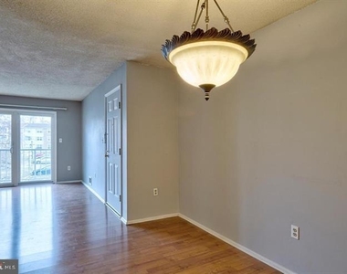 61 Aspen Court - Photo Thumbnail 8