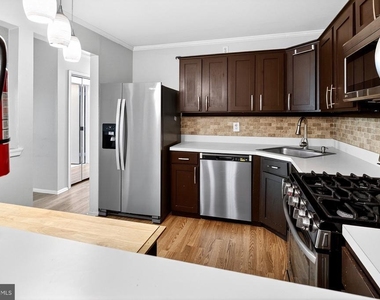 19 Hemlock Court - Photo Thumbnail 1