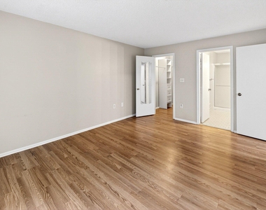19 Hemlock Court - Photo Thumbnail 8