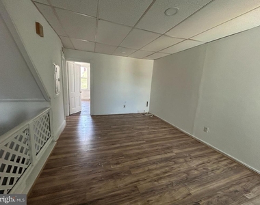 250 Morris Avenue - Photo Thumbnail 5