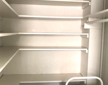 43 Vermont Street - Photo Thumbnail 6