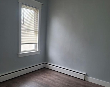 43 Vermont Street - Photo Thumbnail 7