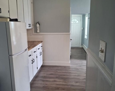 43 Vermont Street - Photo Thumbnail 5