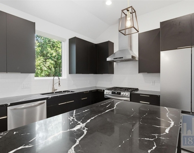 505 Thelma Dr - Photo Thumbnail 5