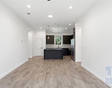 505 Thelma Dr - Photo Thumbnail 8