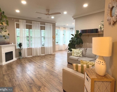 138 Timberlake Drive - Photo Thumbnail 3