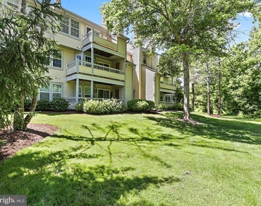 303 Trinity Court - Photo Thumbnail 2