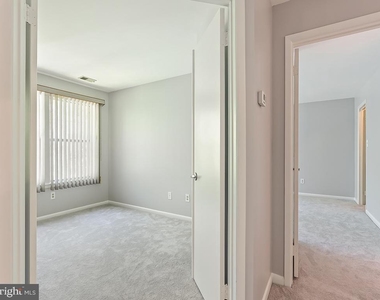 303 Trinity Court - Photo Thumbnail 15