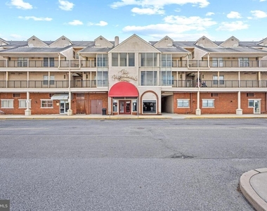 1022 Main Street - Photo Thumbnail 1