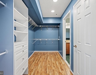 1022 Main Street - Photo Thumbnail 24