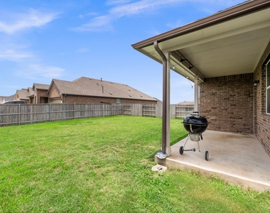 13900 Mc Arthur Dr - Photo Thumbnail 27