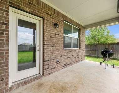 13900 Mc Arthur Dr - Photo Thumbnail 26
