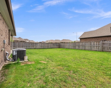 13900 Mc Arthur Dr - Photo Thumbnail 30