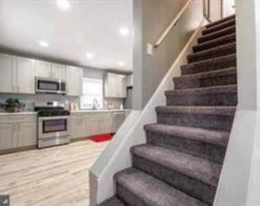 2172 Atco Avenue - Photo Thumbnail 5