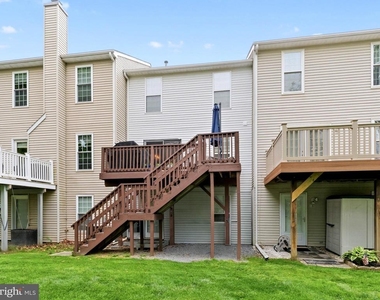 8 Pinehurst Court - Photo Thumbnail 23