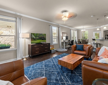 7317 A Colina Vista Loop - Photo Thumbnail 3