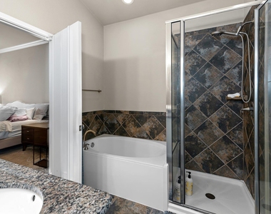 7317 A Colina Vista Loop - Photo Thumbnail 18