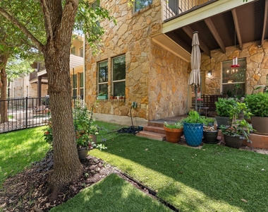 7317 A Colina Vista Loop - Photo Thumbnail 24