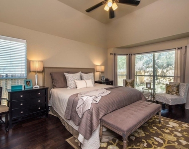 339 Atlanta Park Dr - Photo Thumbnail 13