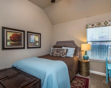 339 Atlanta Park Dr - Photo Thumbnail 17