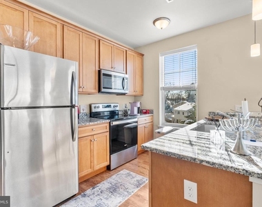 63 E Main Street - Photo Thumbnail 4