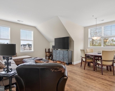 63 E Main Street - Photo Thumbnail 12