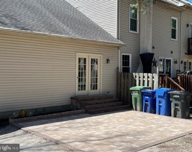 406 Williamsburg Court - Photo Thumbnail 19