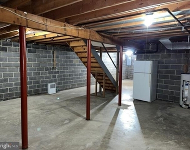 406 Williamsburg Court - Photo Thumbnail 20
