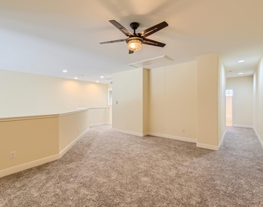 2210 Onion Creek Pkwy - Photo Thumbnail 20