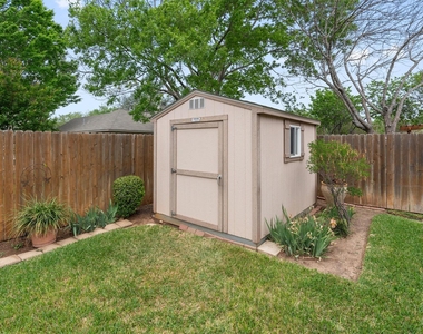 226 Claris Ln - Photo Thumbnail 30