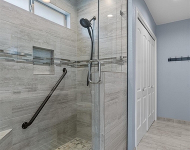 226 Claris Ln - Photo Thumbnail 15