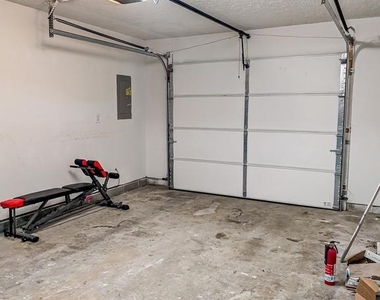 21530 Warwick Court - Photo Thumbnail 43