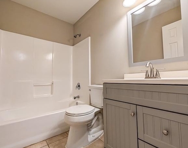 21530 Warwick Court - Photo Thumbnail 35