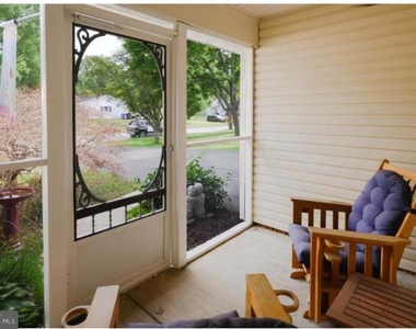 12007 Twin Cedar Lane - Photo Thumbnail 16