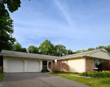 12007 Twin Cedar Lane - Photo Thumbnail 19