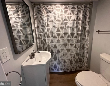 6407 85th Avenue - Photo Thumbnail 13