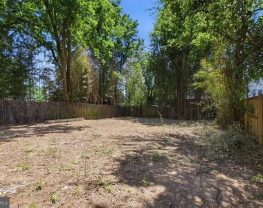3704 42nd Avenue - Photo Thumbnail 34