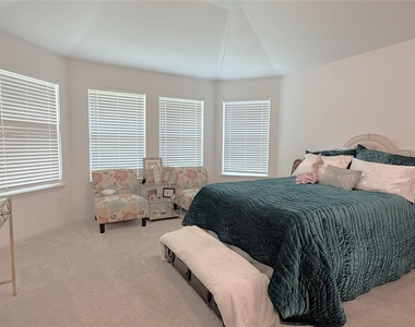 13701 Ronald Reagan Blvd - Photo Thumbnail 12
