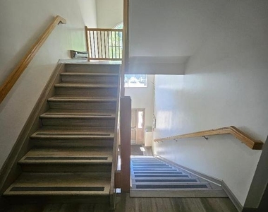 9811 Lake Pointe Court - Photo Thumbnail 39