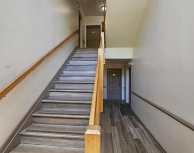 9811 Lake Pointe Court - Photo Thumbnail 40