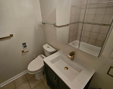 9811 Lake Pointe Court - Photo Thumbnail 26
