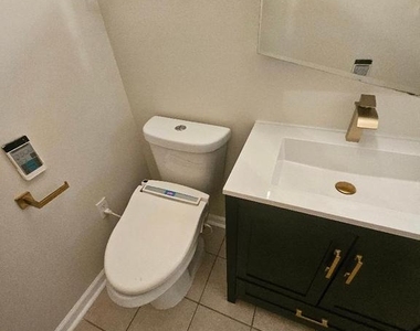 9811 Lake Pointe Court - Photo Thumbnail 25
