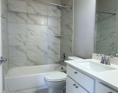 11216 Gadsen Ln - Photo Thumbnail 26