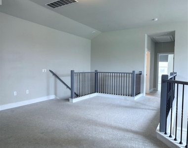 11216 Gadsen Ln - Photo Thumbnail 25