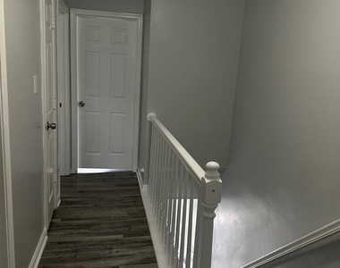 8516 Grandhaven Avenue - Photo Thumbnail 8