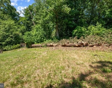 9110 Autoville Drive - Photo Thumbnail 33