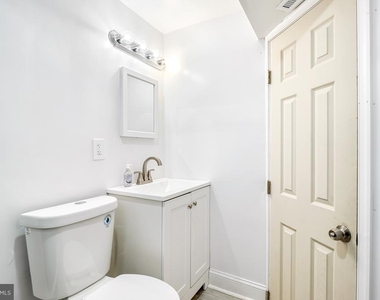 5204 Lackawanna Street - Photo Thumbnail 40